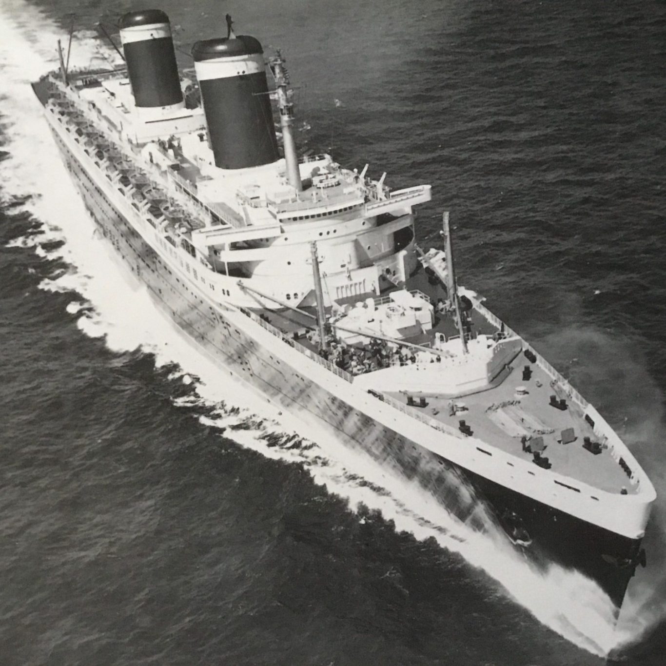 An aerial view of the United States making 35 knots across the Atlantic. Historic Photo of the SS United States at Speed